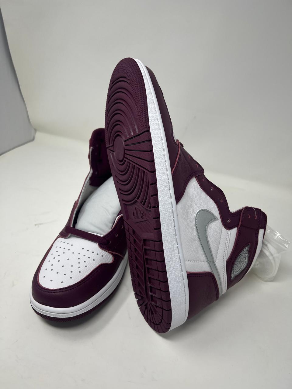 Air Jordan 1 Retro High OG 555088 611