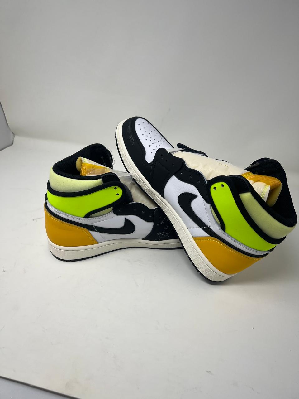 Air Jordan 1 Retro OG 555088 118