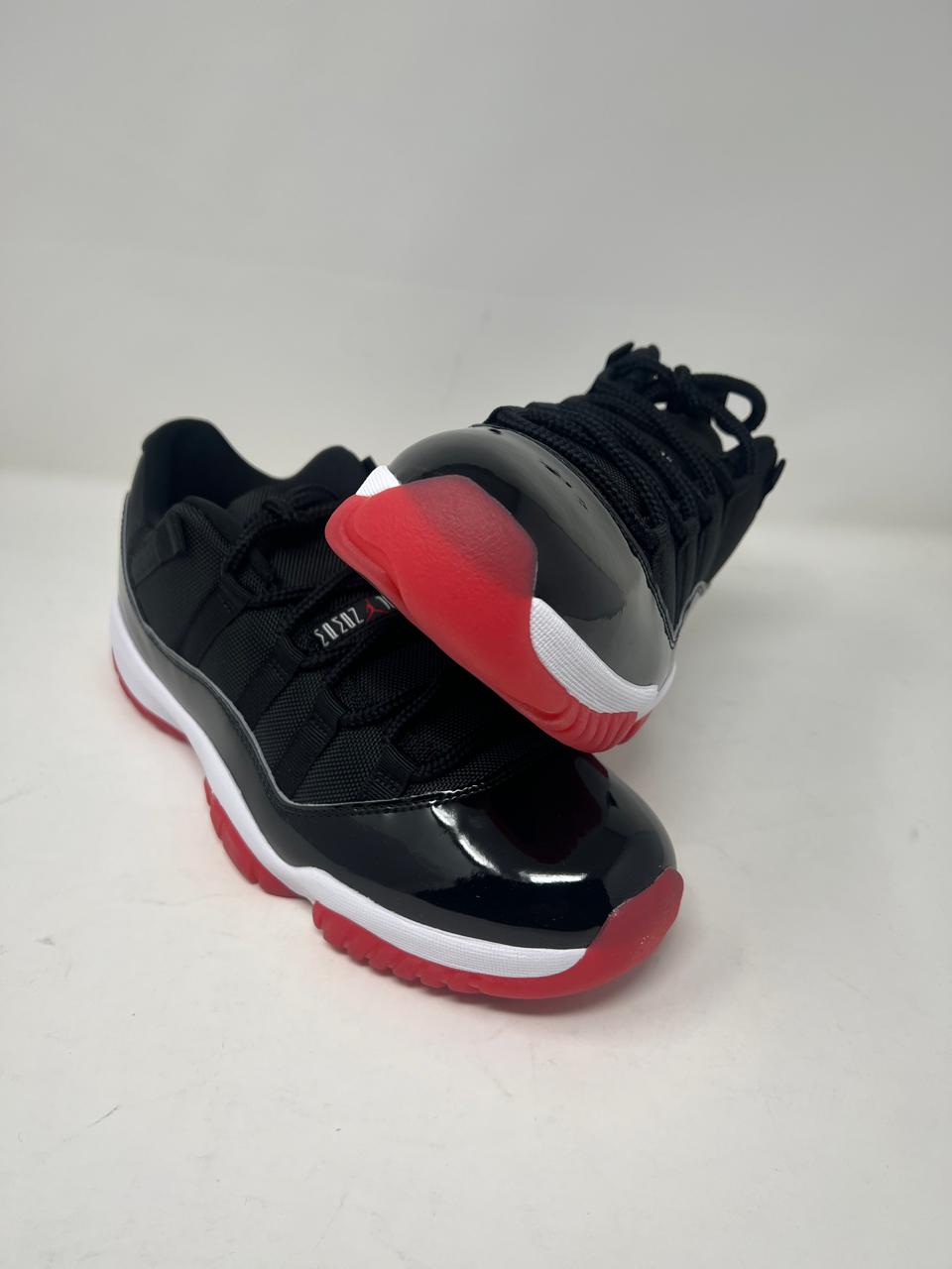 Air Jordan 11 Retro Low