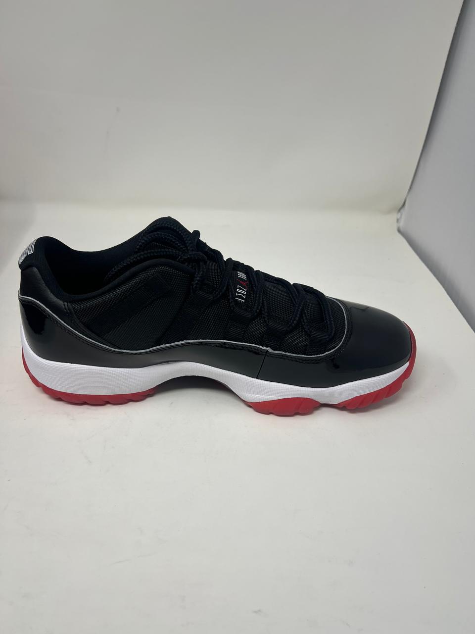 Air Jordan 11 Retro Low